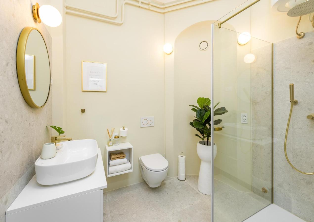 Apartment Napoleon Ljubljana Luaran gambar